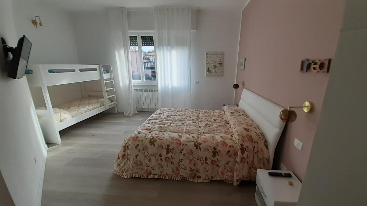Casa Di Kiki Ξενοδοχείο Finale Ligure Δωμάτιο φωτογραφία