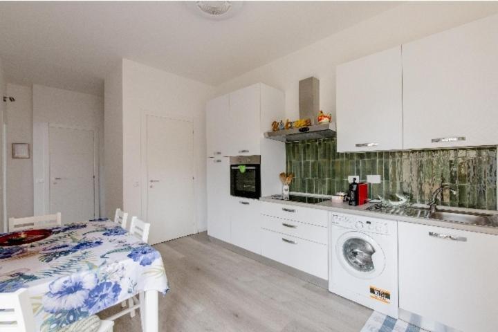 Casa Di Kiki Ξενοδοχείο Finale Ligure Δωμάτιο φωτογραφία