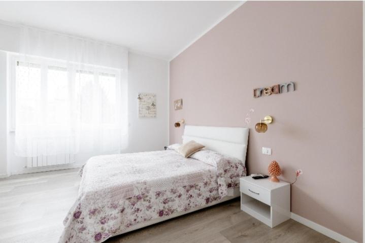 Casa Di Kiki Ξενοδοχείο Finale Ligure Δωμάτιο φωτογραφία